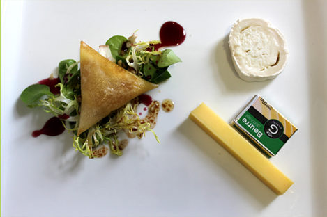 repas de famille fromage traiteur